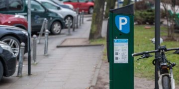 Už automobilių stovėjimą sostinėje surinkta apie 10 mln. Eur – kam skiriamos šios lėšos
