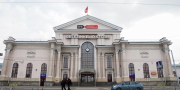 Vilniaus geležinkelio stotyje buvo tikrinamas judėjimo tarp savivaldybių teisėtumas