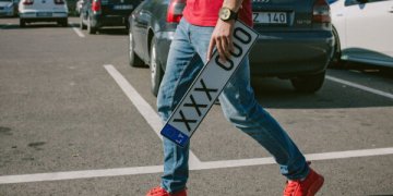 Jau šiandien bus galima užsisakyti patinkančius numerio ženklus iš M raidės