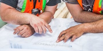 Užimtumo tarnyba: statybos sektoriuje darbo paklausa stabiliausia