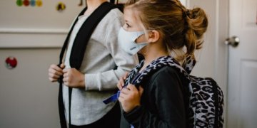 Jaunimas labiausiai pasigenda ne tiek kontaktinio mokymo, kiek gyvo ryšio