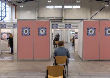 Kviečiami registruotis 45 m. ir vyresni vilniečiai – siūloma daugiau nei 18 tūkst. dozių „Vaxzevria”