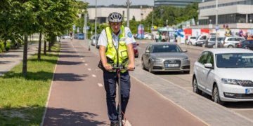 Parkavimo kontrolieriai_ant paspirtuku (1)