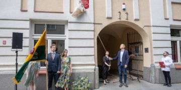 Vilniuje pagerbta visuomenės veikėja ir pasaulio tautų teisuolė S. Ladigienė