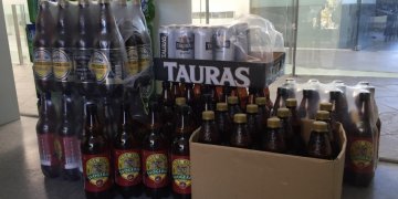 alkoholinių gėrimų prekyba be licenzijos