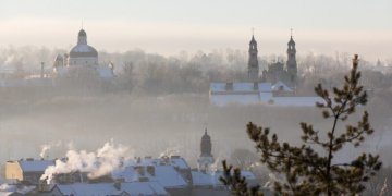 Svarstoma atsisakyti taršaus kietojo kuro Vilniaus gyvenamuosiuose būstuose