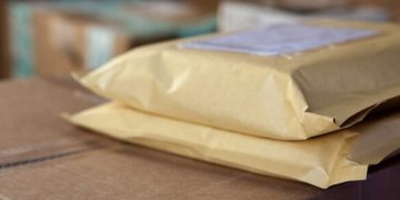 Lietuvos paštas: ką apie siuntų deklaravimą svarbu žinoti artėjant šventiniam laikotarpiui?