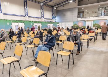 Vilnius pasiskiepyti nuo COVID-19 kviečia net 60-yje vietų mieste