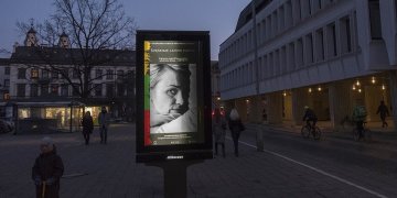 Vilniaus skaitmeninėse vitrinose – naujas A. Aleksandravičiaus parodos „Žmonės, kuriantys Lietuvą“ ciklas