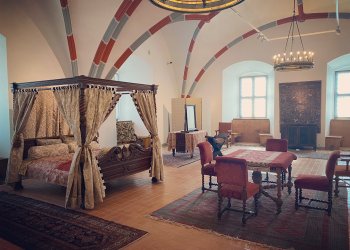 Valdovų rūmų muziejuje lankytojams – pažintis su „Netflix“ filmo scenografija