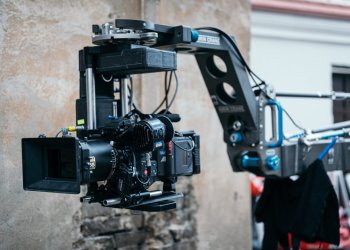 Intensyvus pavasaris kino kūrėjams: Vilniuje dirba tarptautinės kino komandos iš Švedijos, Norvegijos, Jungtinės Karalystės ir Vokietijos