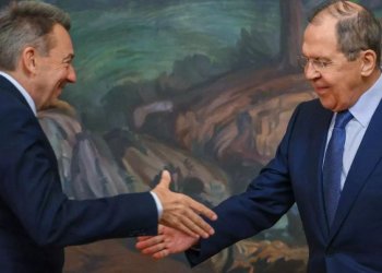 Patys ukrainiečiai ragina blokuoti Raudonąjį Kryžių dėl neveiksnumo ir bendradarbiavimo su Rusija