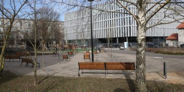 Amatų skvere – erdvės ir poilsiui, ir verslui