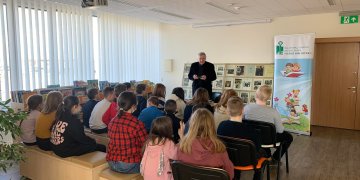 Susitikimas su vaikų rašytoju Vytautu Račicku