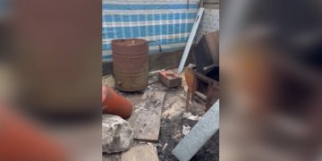 Konfiskuotą naminukę teko išvežti karučiu (video)