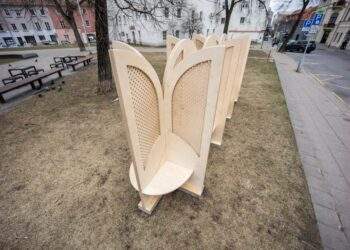 Nauja „Kuriu Vilnių“ instaliacija „Klausyklos“ kviečia pasikalbėti