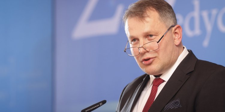 Vydas Dolinskis.