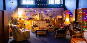 Vilniuje – unikali galimybė „Stranger Things“ gerbėjams: viešnagė kalėjimo kameroje ir žymieji vafliai