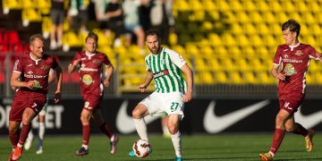 Du „Žalgirio“ puolėjų įvarčiai smūgiais galva nulėmė pergalę prieš „Džiugą“