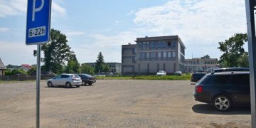 Nauja automobilių stovėjimo aikštelė Šalčininkuose