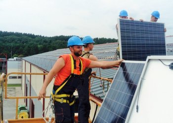 Šimtai Vilniaus įstaigų įsigys nuosavas saulės elektrines