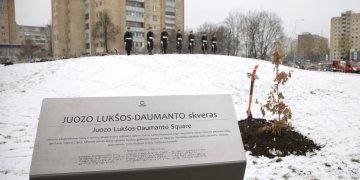 Išrinkta geriausia paminklinio objekto Juozui Lukšai-Daumantui meninė idėja