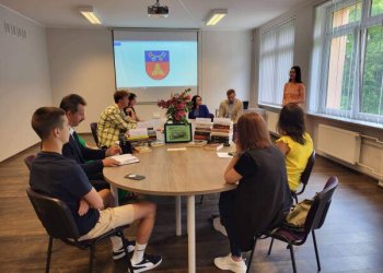 Savivaldybės jaunimo politikos aptarimas su Eišiškių bendruomene