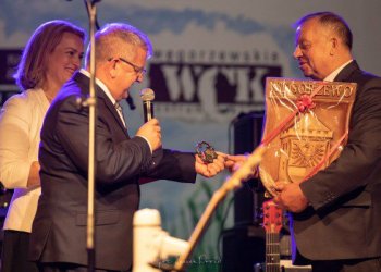 Seniūnui Edvardui Puncevičiui suteiktas Vengoževo Garbės piliečio vardas (10)