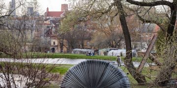 Skulptūra „Dumplės“ taps Vilniaus autobusų parko teritorijos istorijos ženklu