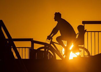 Keturių Vilniaus rajonų gyventojai renkasi vietas dviračių saugykloms