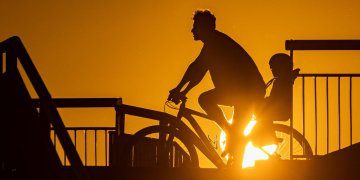 Keturių Vilniaus rajonų gyventojai renkasi vietas dviračių saugykloms