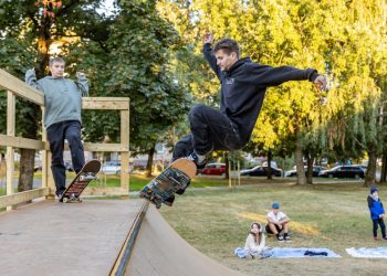 Karoliniškėse atidaryta ekstremalaus sporto rampa