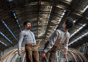 Šį antradienį prasideda šiuolaikinio cirko festivalis HELIUM: nuo intymių ir juokingų pasirodymų, kurie žais su krūtų sąvoka iki akrobatinio spektaklio, kuriame artistai su savo vyresnio amžiaus tėvais