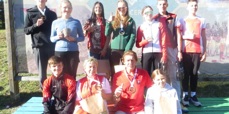 Šeši Vilniaus rajono biatlonininkų aukso medaliai varžybose Latvijoje