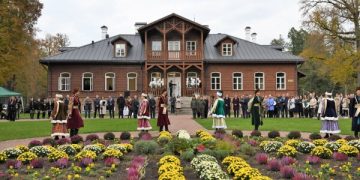 Turizmo ir jaunimo centras Vilkiškėse oficialiai atidarytas!