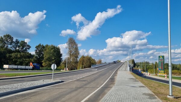Virš geležinkelio šalia Rudaminos – naujas automobilių ir pėsčiųjų viadukas