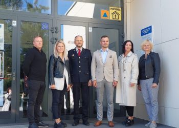 Paženklinta priedanga Lentvario bibliotekos pastate