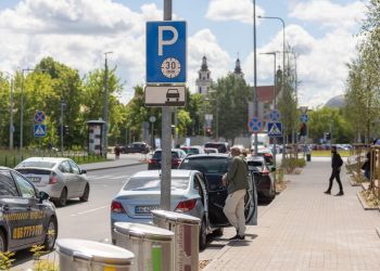 Daugiau automobilių stovėjimo vietų Vilniaus centre ir senamiestyje