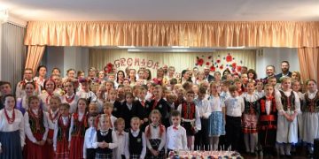 Atgimusi „Gromada“ pranešė apie save skambiu koncertu