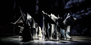 Sugrįžusioje misterijoje „Dievai ir žmonės“ – nauji veidai ir išgyvenimai