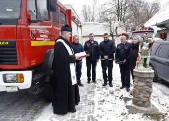 Vilniaus rajono savivaldybė ir toliau tikslingai aprūpina Vilniaus rajono ugniagesius: gyventojams į pagalbą – dviem naujai įsigytais gaisriniais automobiliais