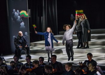 Sugrįžtantis muzikinis spektaklis „13“ primins apie vienybės poreikį