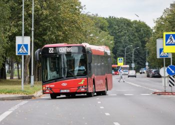 „Vilniaus viešasis transportas“ siūlo vairuotojų atlyginimus kelti apie 20 procentų