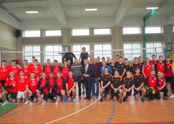 Mokinių tinklinio turnyras Lietuvos lenkų sąjungos Šalčininkų rajono skyriaus taurei laimėti