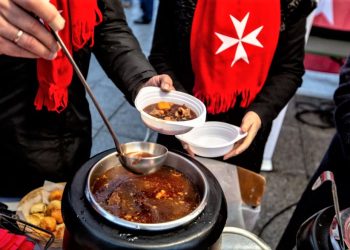 „Maltiečių sriuba” kviečia vaišintis ir gerumo delnais sušildyti vienišas senolių širdis