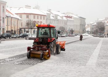 Takus ir kiemus sostinėje valys daugiau technikos