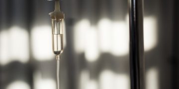 Gyventojai raginami pranešti apie neteisėtą lašinių infuzijų naudojimą