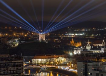 Eismo ribojimai šviesų festivalio ir Vilniaus gimtadienio renginių metu
