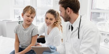 SAM primena: gydytojai neišduoda pažymų praleistoms pamokoms pateisinti