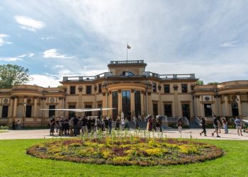 Trakų Vokės dvaro sodybos direktorė I. Šiušaitė: apie rūmuose kuriamus filmus ir lėtesnį gyvenimą